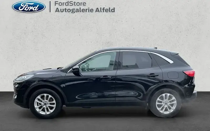 Usata Ford Kuga Titanium 243 CV (178 kW) 2022 Nero SUV