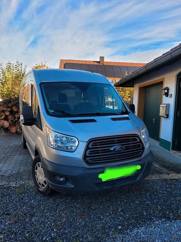 Gebraucht Ford Transit 131 PS (96 kW) 2019 Silber Van
