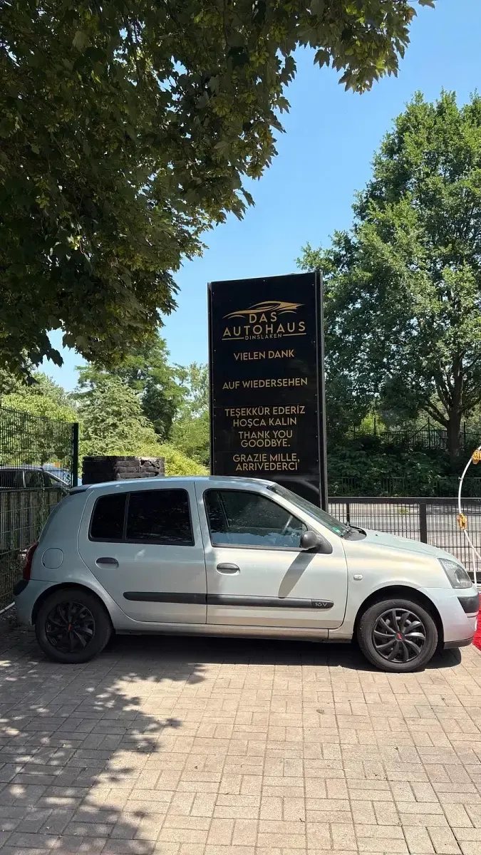 Gebraucht Renault Clio 58 PS (42 kW) 2004 Silber Kleinwagen