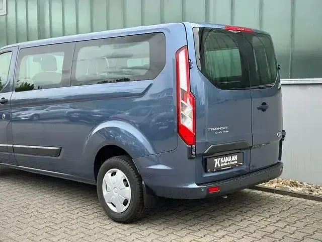 Gebraucht Ford Transit Trend 131 PS (96 kW) 2019 Blau Kombi