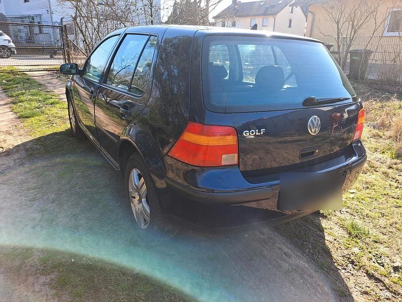 Gebraucht VW Golf IV 75 PS (55 kW) 1999 Blau Kleinwagen