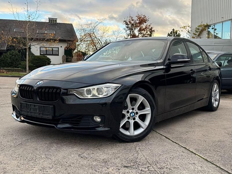 Schwarz Gebraucht 2013 BMW 328 Limousine | 8.590 € (Guter Preis) - Bild 1/4
