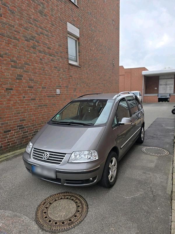 Gebraucht VW Sharan 140 PS (102 kW) 2009 Grün Van / Kleinbus