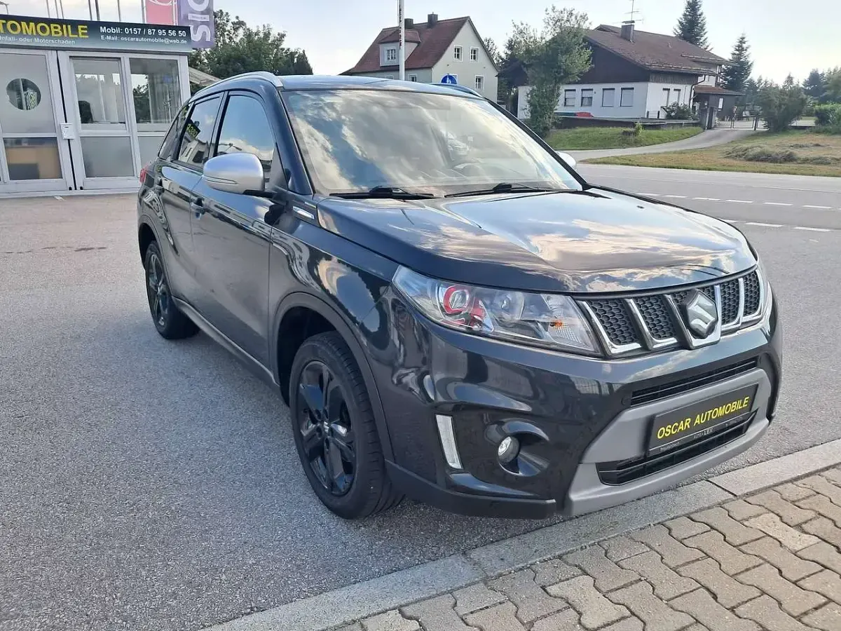 Gebraucht Suzuki Vitara 140 PS (102 kW) 2017 Other SUV