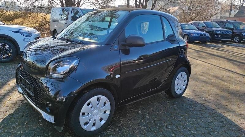 Schwarz Gebraucht 2021 Smart ForTwo Electric Drive Coupé | 9.490 € (Fairer Preis) - Bild 1/4