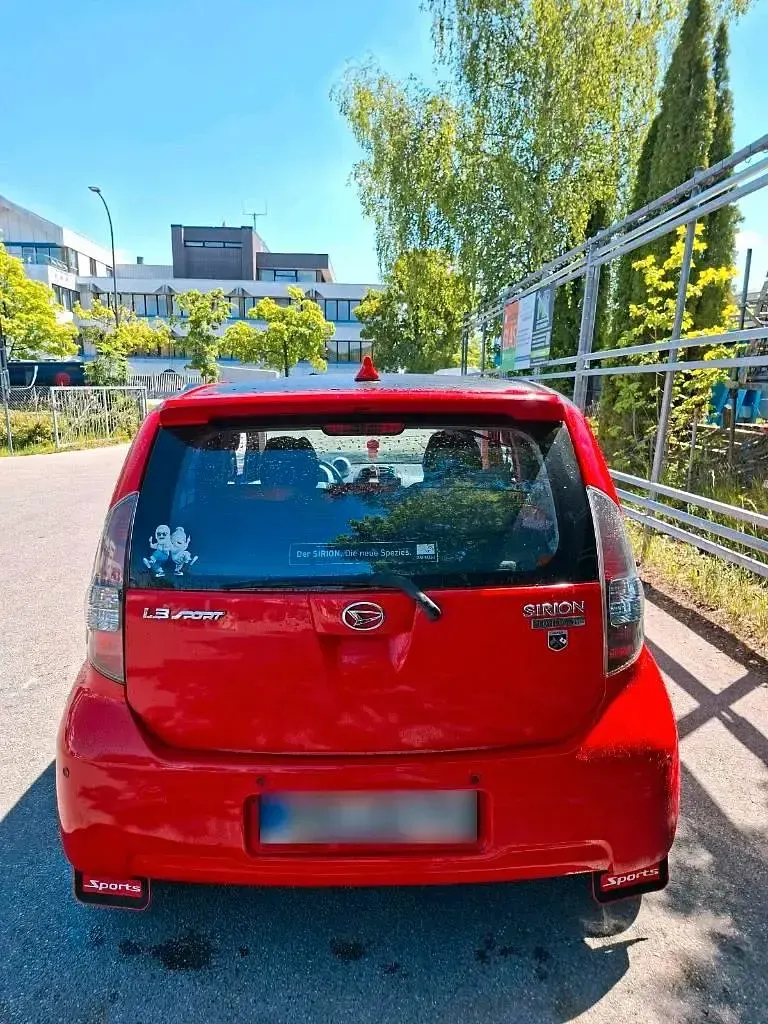 Gebraucht Daihatsu Sirion 87 PS (63 kW) 2005 Rot Kleinwagen