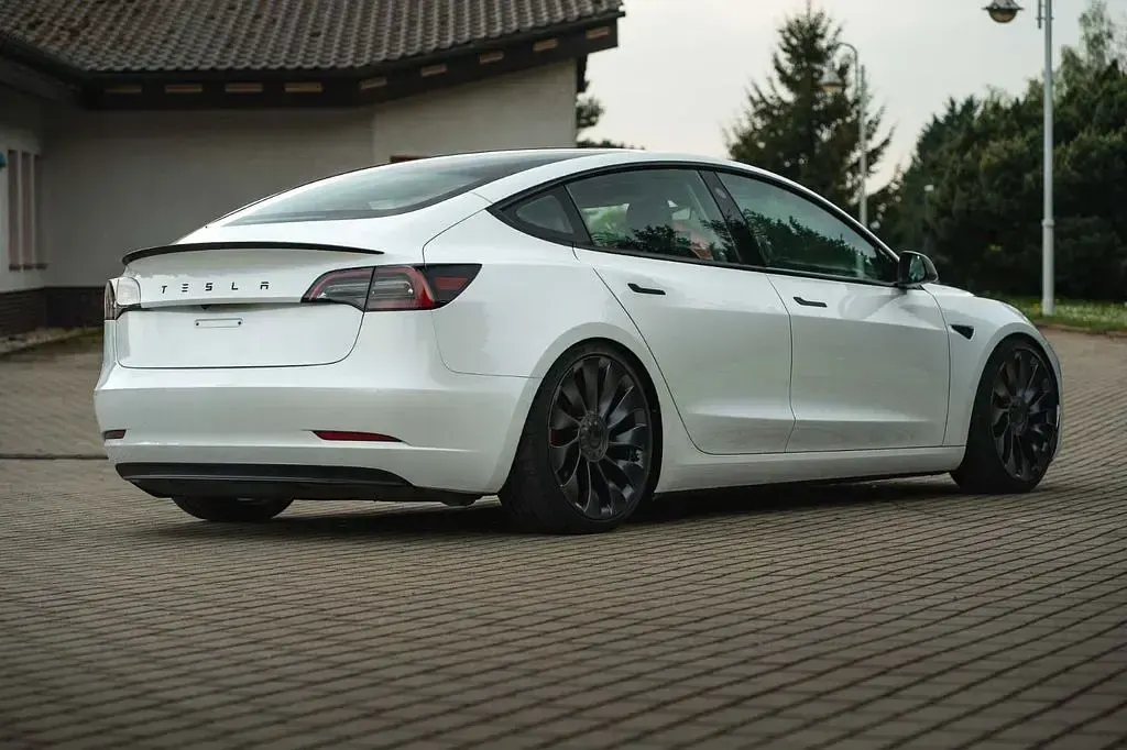 Brugt Tesla Model 3 Performance 377 kW (513 HK) 2022 Hvid Sedan