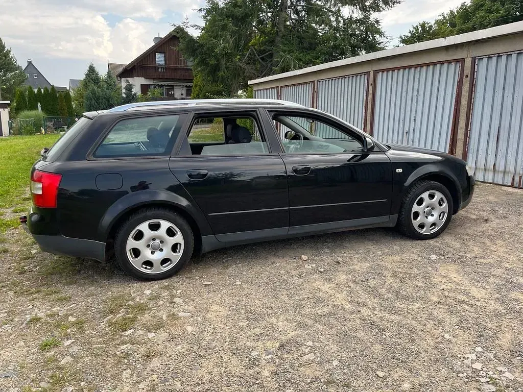 Gebraucht Audi A4 179 PS (131 kW) 2002 Schwarz Kombi