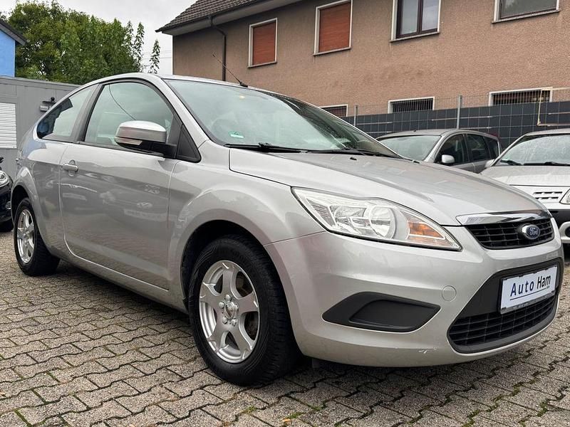 Silber Gebraucht 2008 Ford Focus Style Limousine | 3.990 € (Fairer Preis) - Bild 1/4