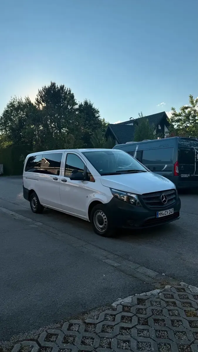 Używany Mercedes Vito 163 KM (119 kW) 2019 Biały Van