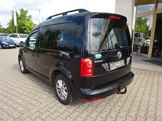 Gebraucht VW Caddy Trendline 102 PS (75 kW) 2015 Schwarz Van / Kleinbus