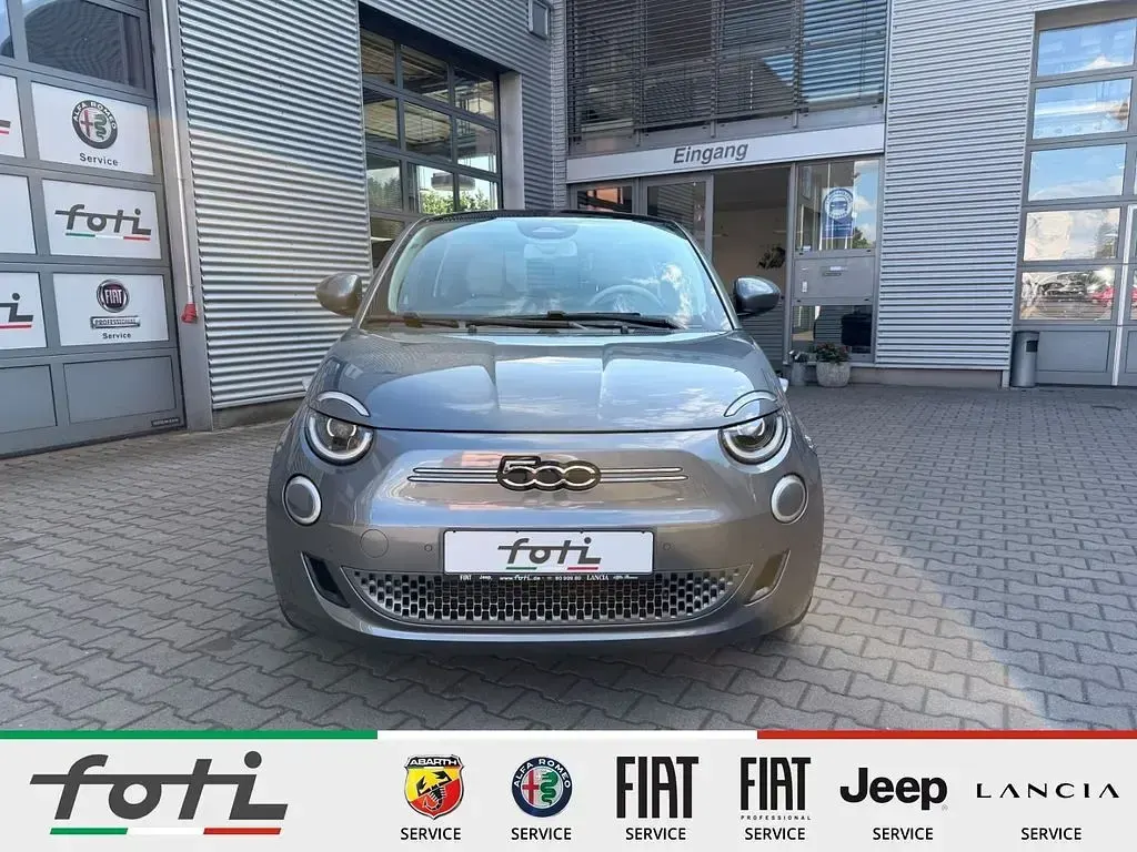Gebraucht Fiat 500e La Prima 86 kW (118 PS) 2022 Grigio hts Kleinwagen