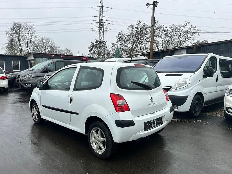 Gebraucht Renault Twingo Authentique 58 PS (42 kW) 2009 Weiß Kleinwagen