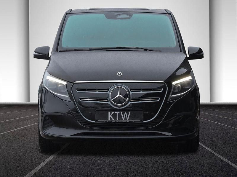 Gebraucht Mercedes EQV300 150 kW (204 PS) 2025 Schwarz Van / Kleinbus