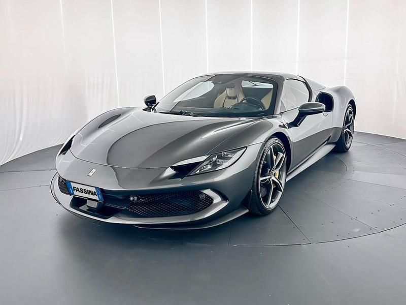 Gebraucht Ferrari 296 829 PS (609 kW) 2023 Grau Cabrio