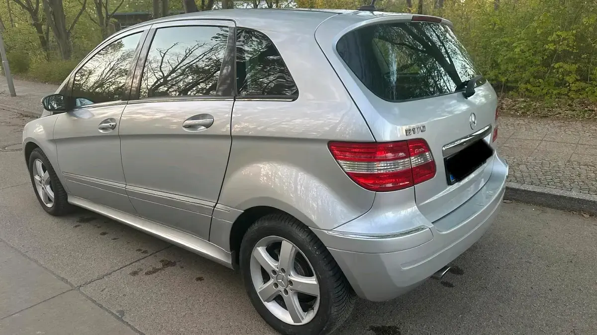 Gebraucht Mercedes B170 116 PS (85 kW) 2006 Silber Van / Kleinbus