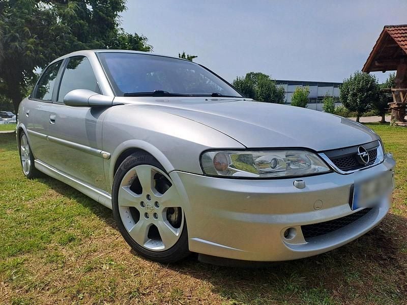 Silber Gebraucht 2001 Opel Vectra Limousine | 1.000 € (Fairer Preis) - Bild 1/4