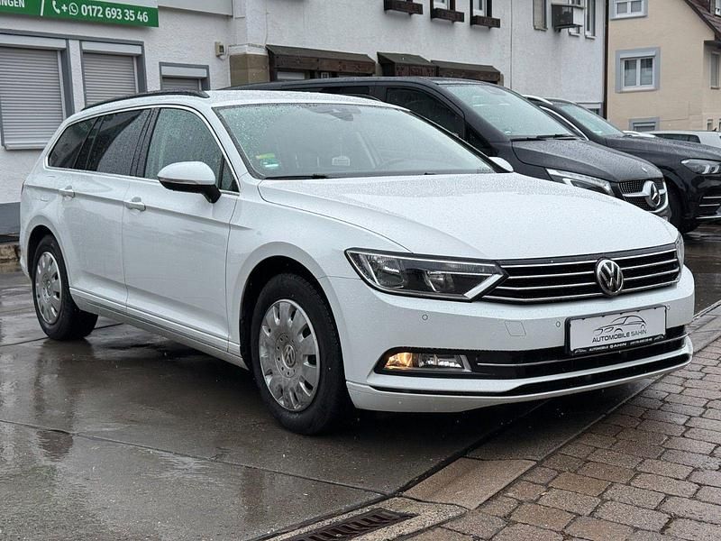 Gebraucht VW Passat 150 PS (110 kW) 2019 Weiß Kombi