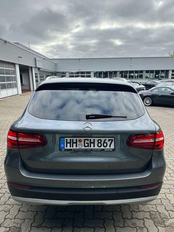 Gebraucht Mercedes GLC220 170 PS (125 kW) 2018 Schwarz SUV