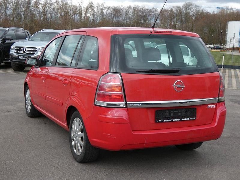 Gebraucht Opel Zafira Edition 105 PS (77 kW) 2006 Rot Van / Kleinbus