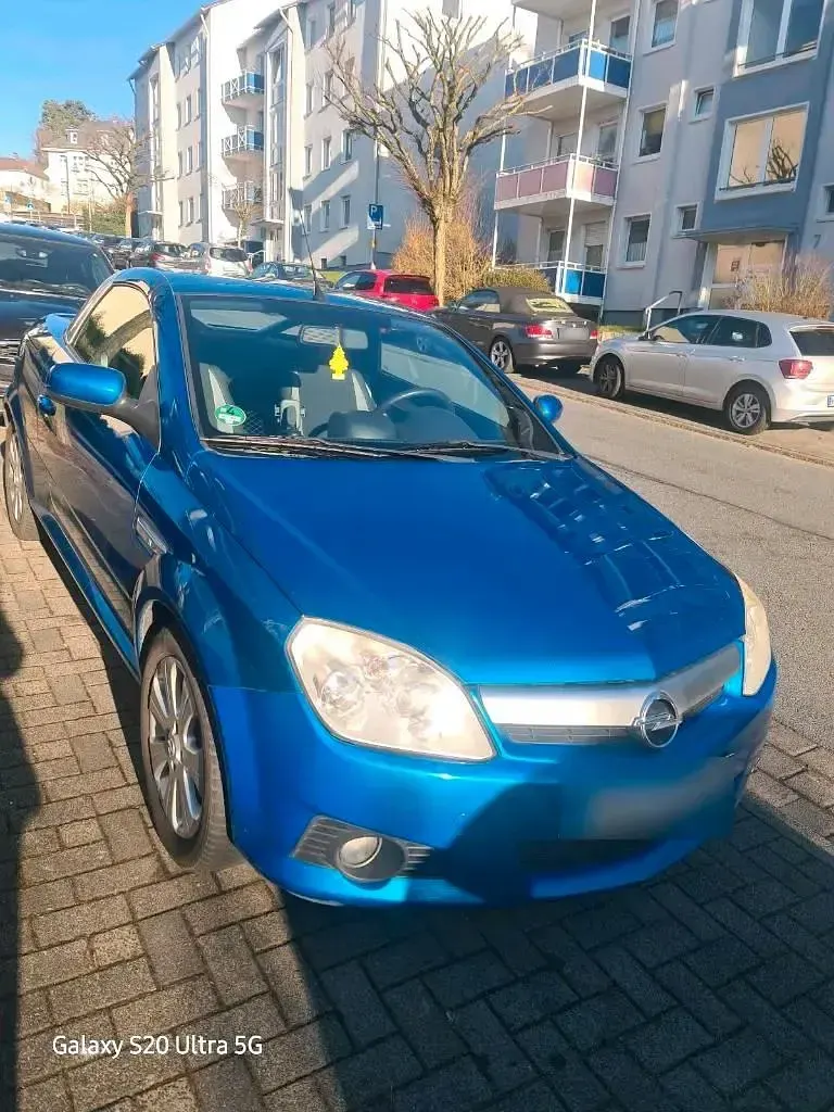 Gebraucht Opel Tigra 90 PS (66 kW) 2009 Blau Cabrio