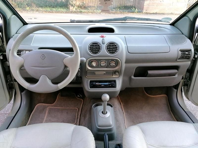 Gebraucht Renault Twingo Initiale 75 PS (55 kW) 2001 Beige Kleinwagen