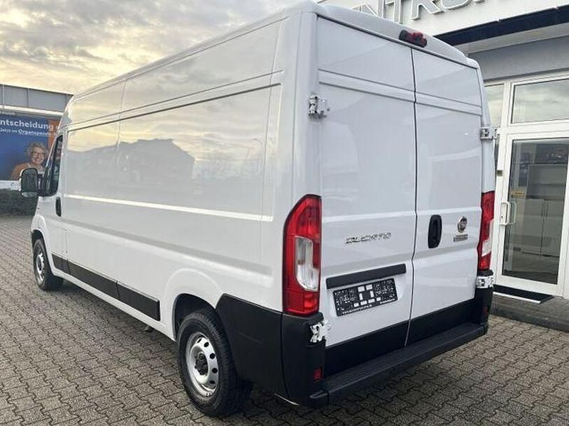 Gebraucht Fiat Ducato 497 PS (365 kW) 2021 Weiß Van
