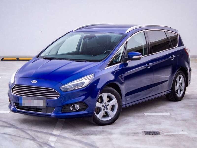 Blau Gebraucht 2015 Ford S-MAX Titanium Van / Kleinbus | 15.000 € (Guter Preis) - Bild 1/4