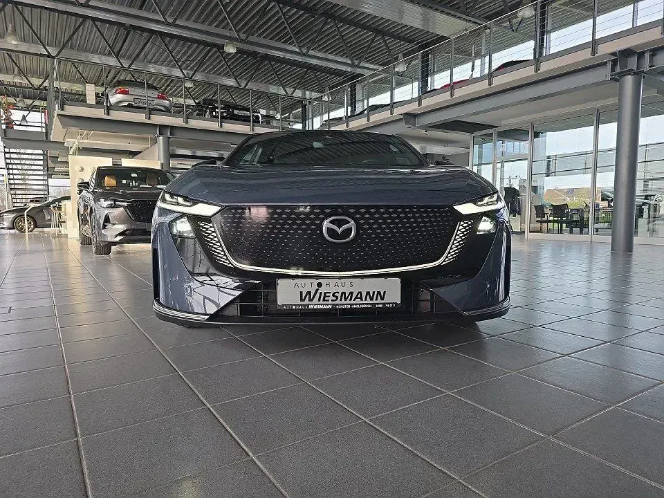 Ny Mazda 6e 189 kW (258 HK) 2026 Grå Sedan