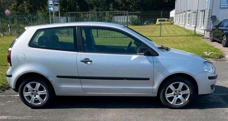 Gebraucht VW Polo 54 PS (39 kW) 2007 Silber Kleinwagen