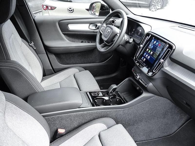 Gebraucht Volvo XC40 Plus 197 PS (144 kW) 2025 Fjord blue / metallic SUV