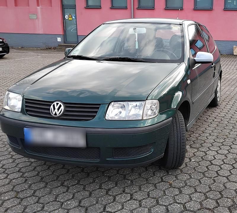 Gebraucht VW Polo 50 PS (36 kW) 2002 Grün Kleinwagen