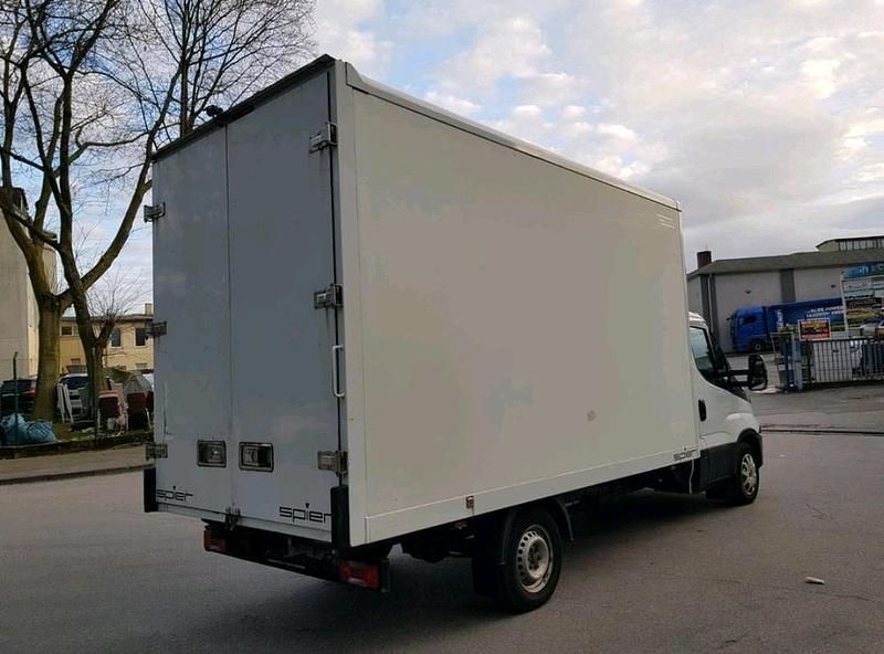 Gebraucht Iveco Daily 160 PS (117 kW) 2019 Weiß SUV