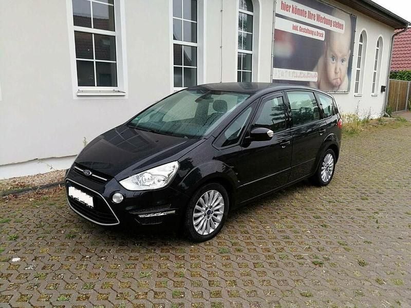 Gebraucht Ford S-MAX Titanium 150 PS (110 kW) 2014 Schwarz Van / Kleinbus