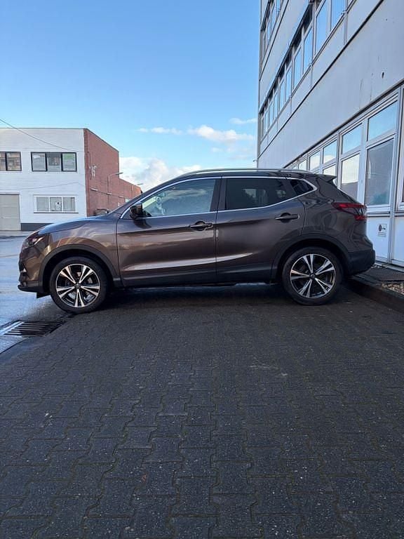 Gebraucht Nissan Qashqai 116 PS (85 kW) 2018 Braun SUV