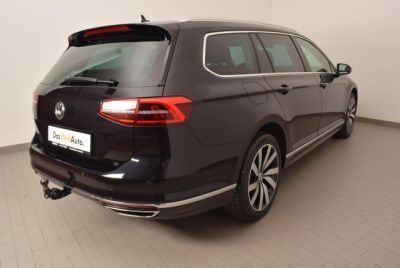 Gebraucht VW Passat Highline 190 PS (139 kW) 2015 Schwarz metallic Kombi