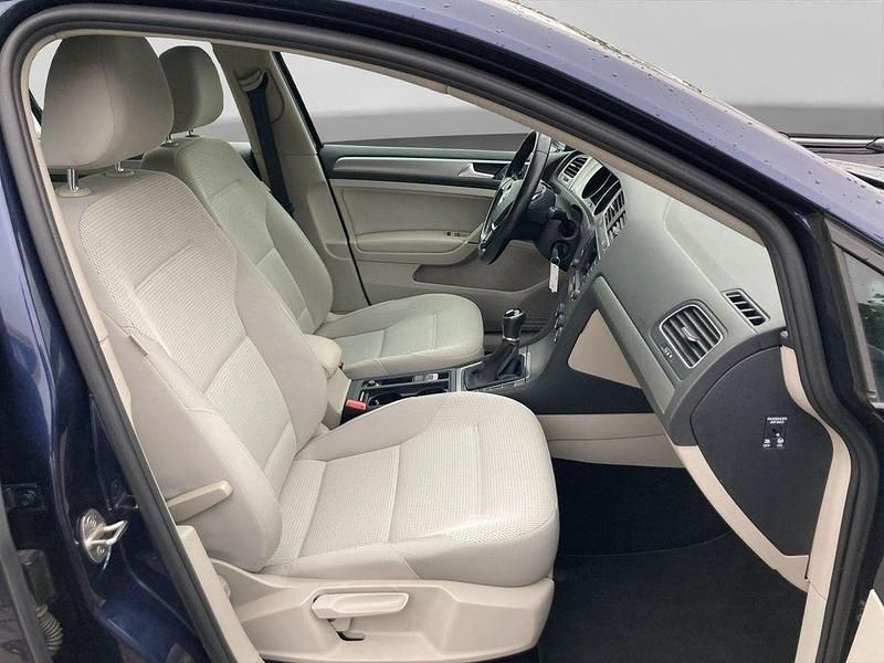 Gebraucht VW Golf VII Comfortline 150 PS (110 kW) 2016 Blau Limousine