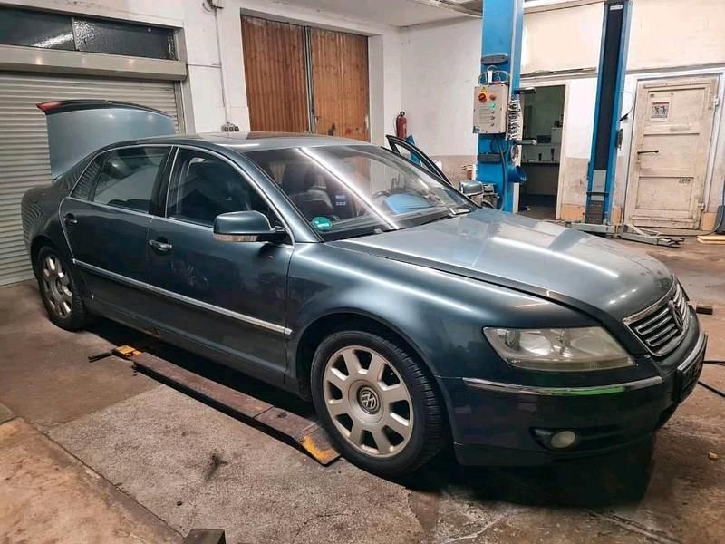 Usata VW Phaeton 313 CV (230 kW) 2003 Grigio Berlina