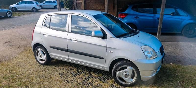 Gebraucht Kia Picanto 63 PS (46 kW) 2007 Silber Kleinwagen