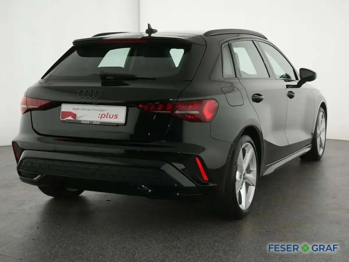Gebraucht Audi A3 S-Line 150 PS (110 kW) 2025 Mythosschwarz metallic Limousine