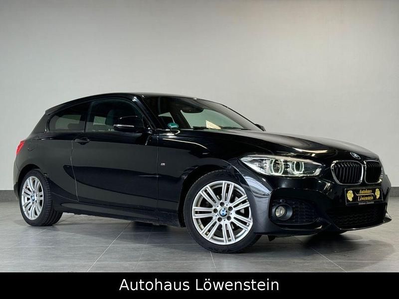Black sapphire metallic Gebraucht 2016 BMW 116 M Sport Kleinwagen | 8.480 € (Fairer Preis) - Bild 1/4