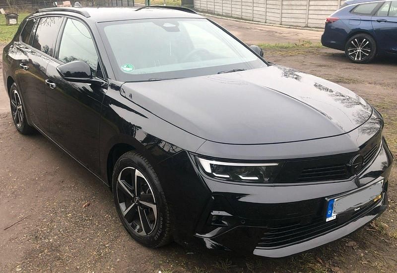 Schwarz Gebraucht 2024 Opel Astra Kombi | 20.190 € (Superpreis) - Bild 1/4