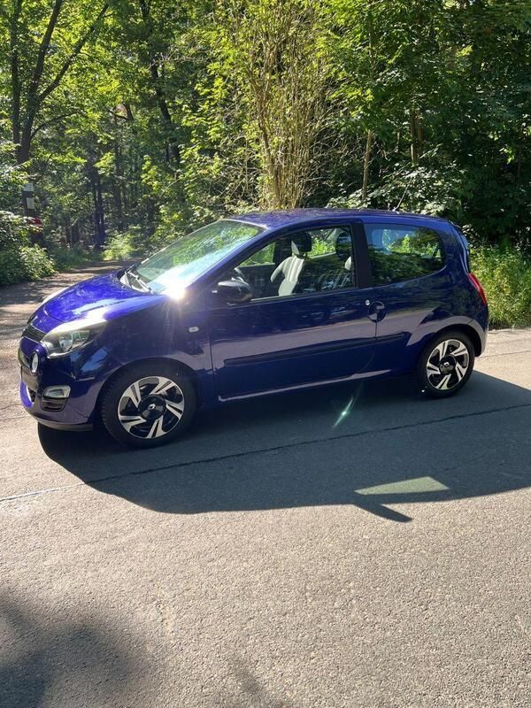 Violet Gebraucht 2014 Renault Twingo Initiale Paris Kleinwagen | 4.599 € (Superpreis) - Bild 1/4