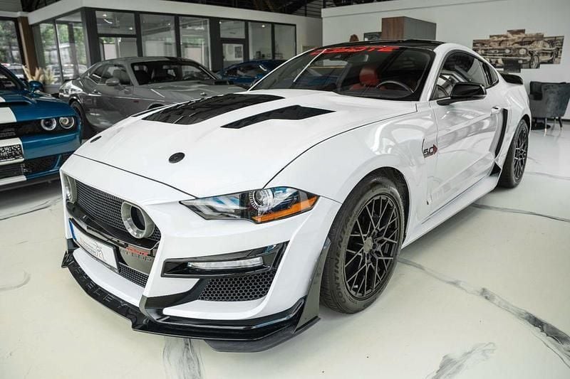 Weiß Gebraucht 2023 Ford Mustang GT Premium Coupé | 44.999 € (Fairer Preis) - Bild 1/4
