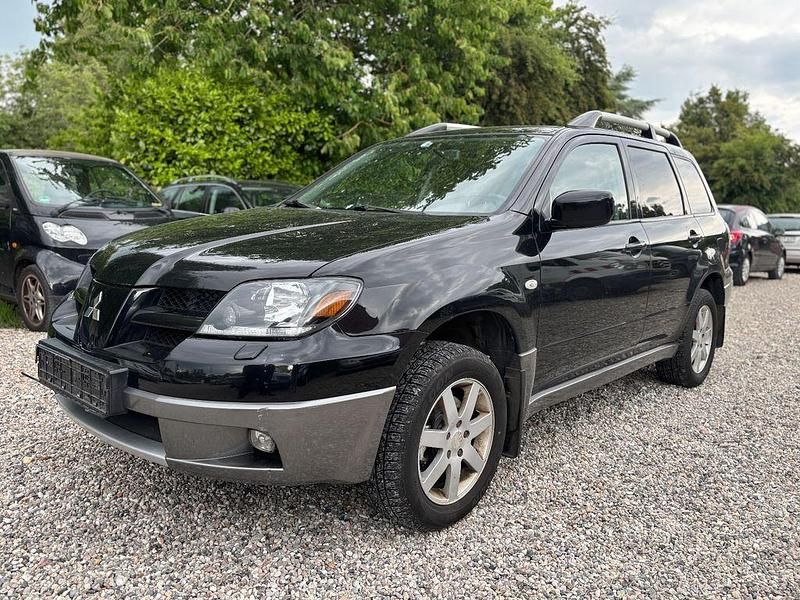 Gebraucht Mitsubishi Outlander 160 PS (117 kW) 2003 Schwarz SUV