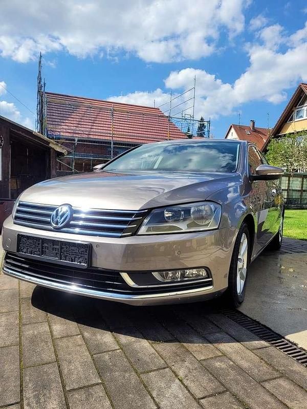 Gebraucht VW Passat 160 PS (117 kW) 2011 Limousine