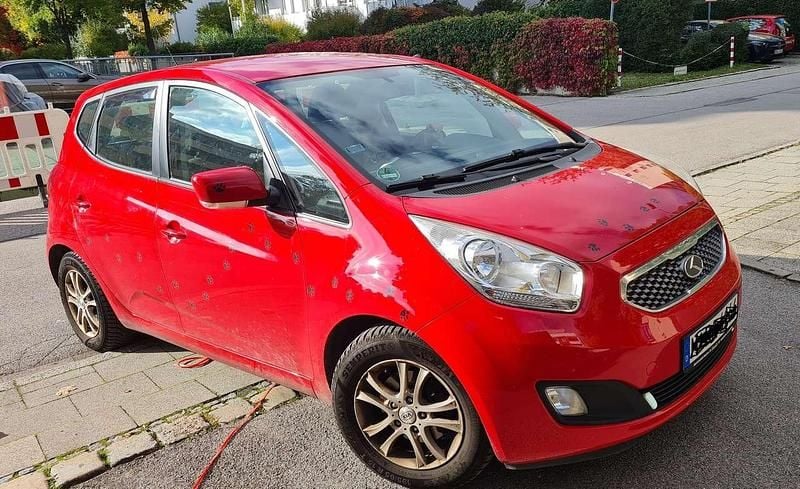 Rot Gebraucht 2010 Kia Venga Spirit Kleinwagen | 2.750 € (Guter Preis) - Bild 1/4