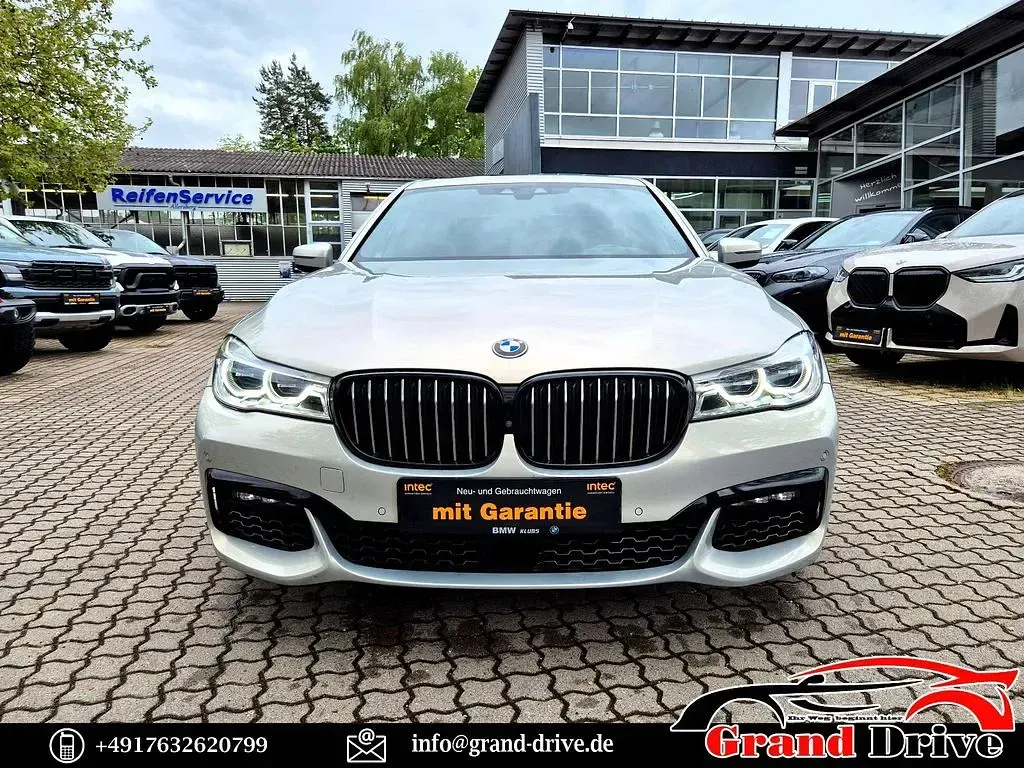 Gebraucht BMW 750L Performance 449 PS (330 kW) 2018 Grau Limousine