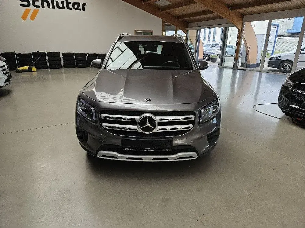Gebraucht Mercedes GLB200 Business 150 PS (110 kW) 2023 Grau SUV