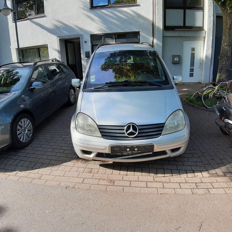 Silber Gebraucht 2002 Mercedes Vaneo Van / Kleinbus | 800 € (Guter Preis) - Bild 1/4